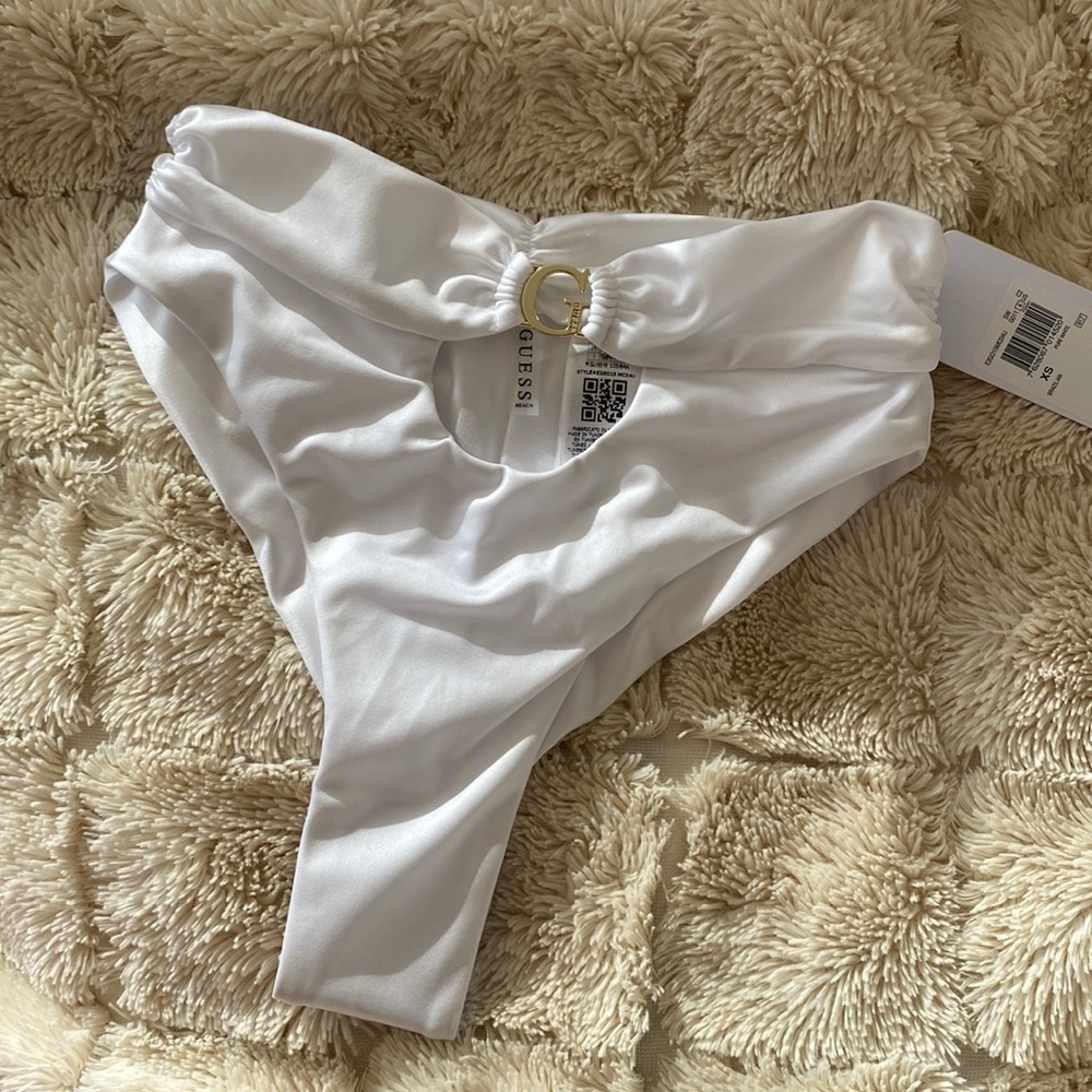 Brand new Guess swim bikini bottoms